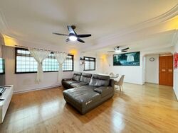 Blk 739 Jurong West Street 73 (Jurong West), HDB 4 Rooms #581706371
